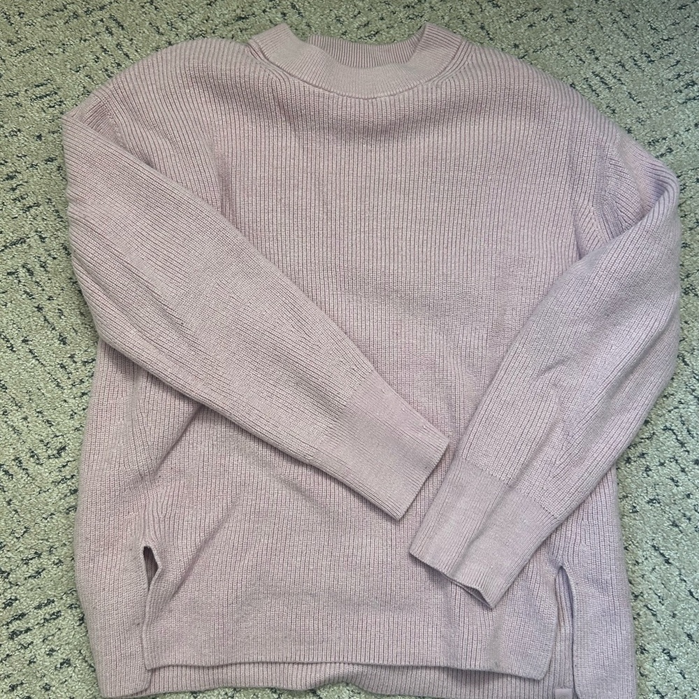 Lululemon Small Women's Pink Sweater